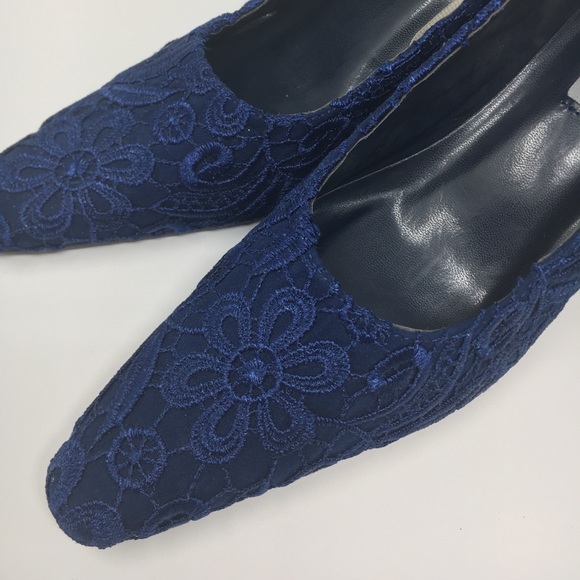 Platinum shoe Navy Lace Fabric 2.5 Inches Heel - Picture 11 of 11